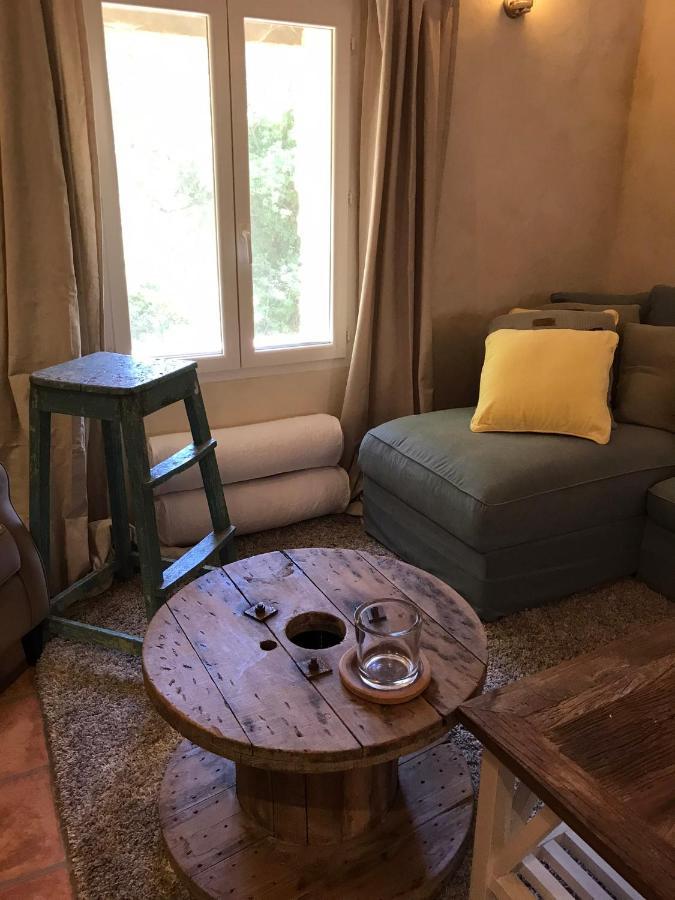 Les Gouts Et Les Couleurs Aparthotel Кюкюрон Екстериор снимка