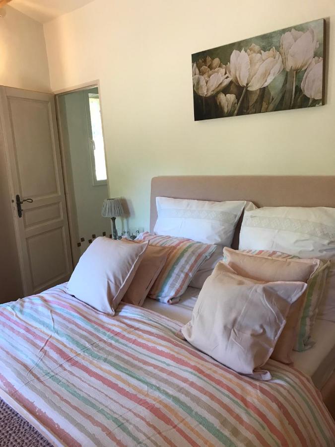 Les Gouts Et Les Couleurs Aparthotel Кюкюрон Екстериор снимка